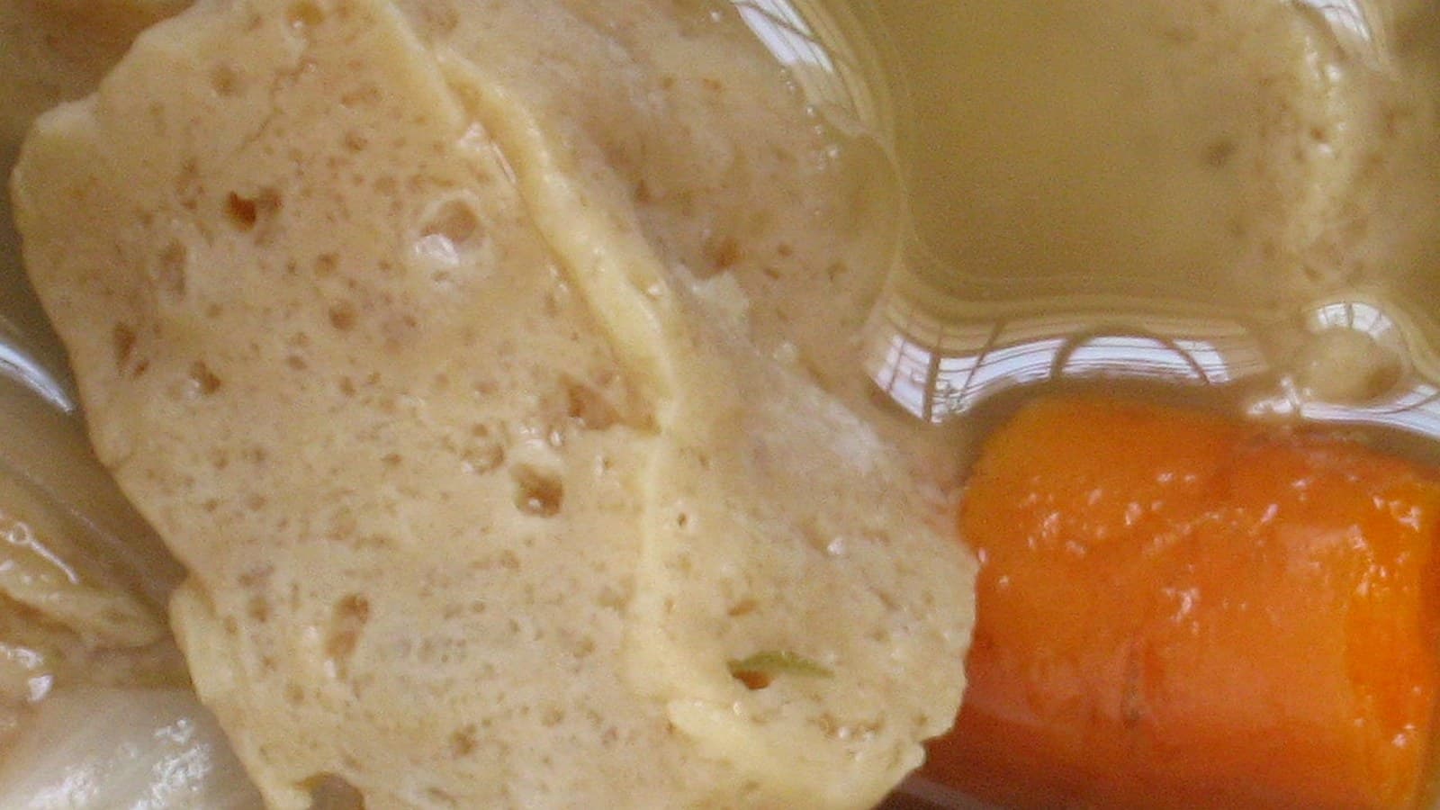 Best Latiao for Beginners by Heat and Texture supporting image showing wheat gluten or chewy seitan texture