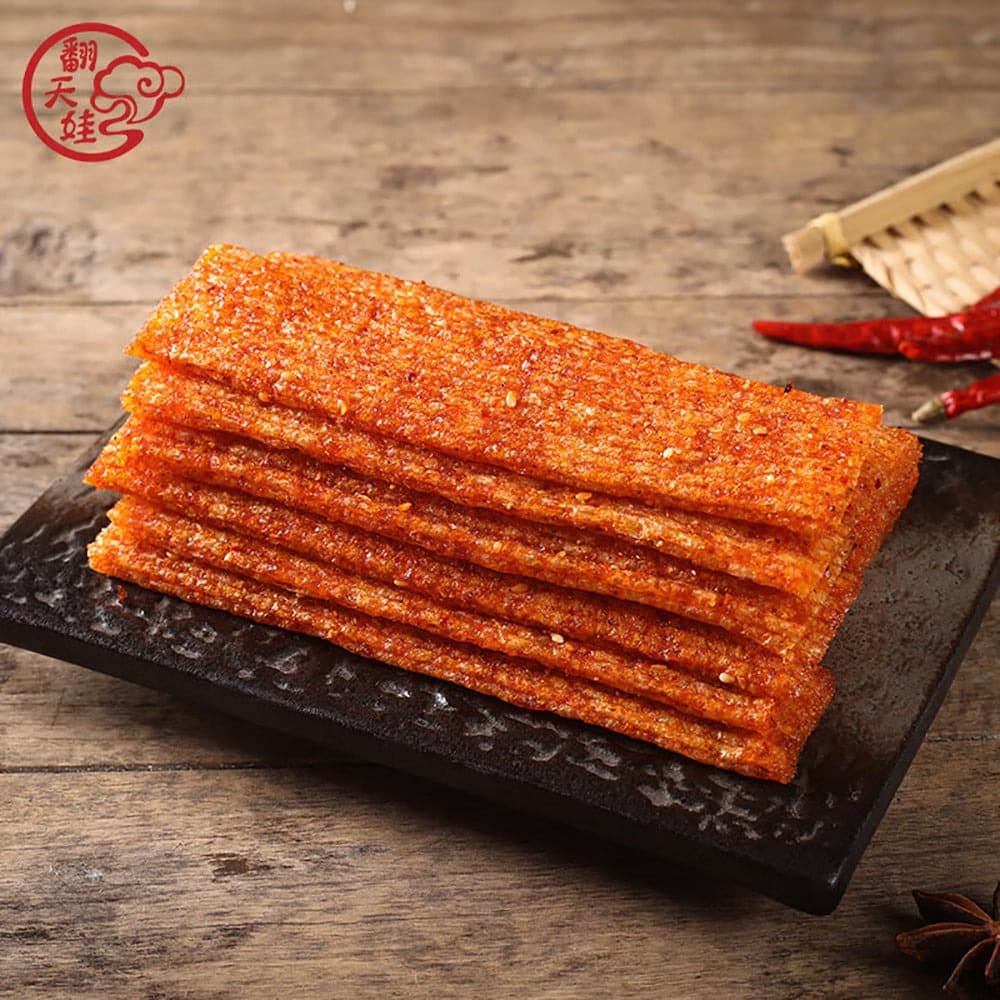 翻天娃辣条实物包装图,用于替换普通零食货架图